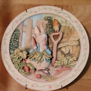 Collectible Decorative Plate with Peter Rabbit In Garden P